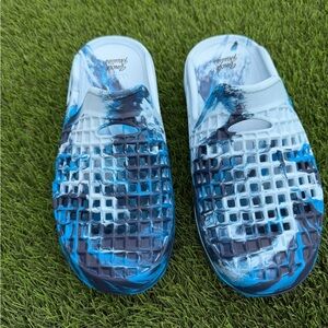 Blue and White Lusso Cloud x Uncle Paulies